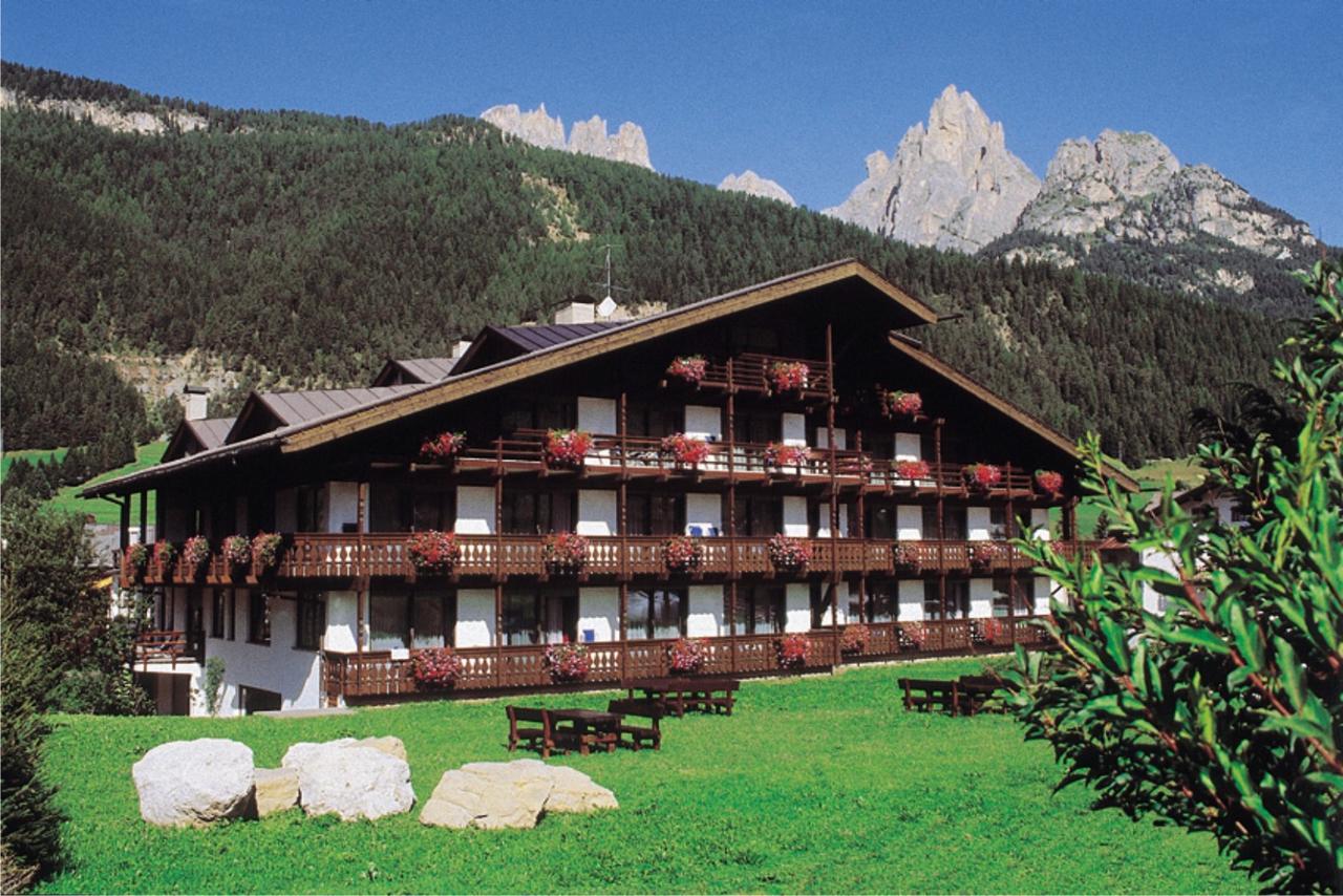 Residence Anda Pozza di Fassa Exterior foto